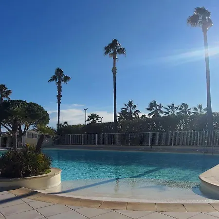 Cap Hermes 31m2 Vue Port Climatise Piscine, Apartment *